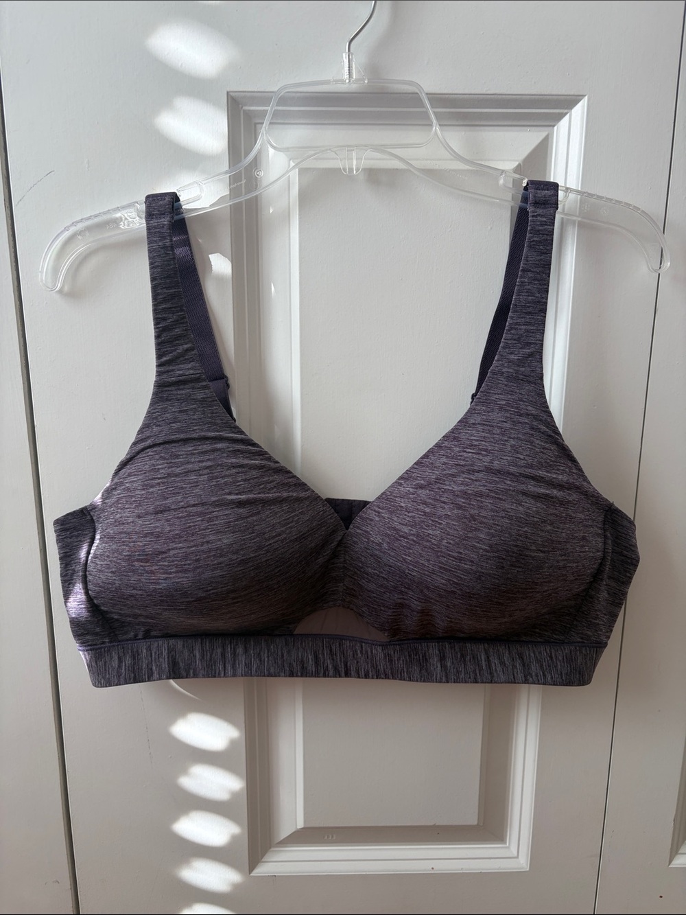 Cacique Lightly Lined No Wire Bra Size 42C